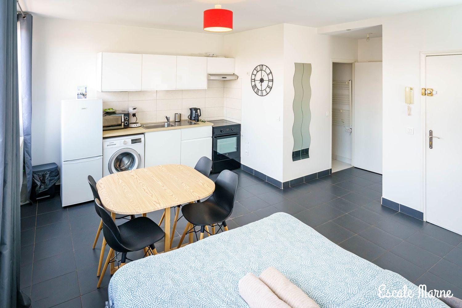 Escale-Marne Fr - 102 - Free Parking - Free Luggage Storage - All Equipped - Linen Included - Washing Machine - 10Mn Walk Metro 8 - Rer A - Panoramic View - From 1 To 4 Guests Maisons-Alfort Exterior foto
